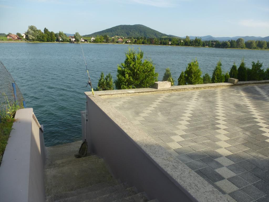 Apartments Mise Ogulin Pokoj fotografie