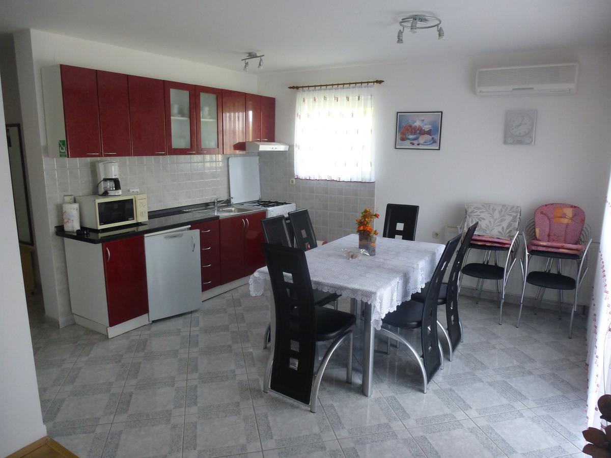 Apartments Mise Ogulin Exteriér fotografie